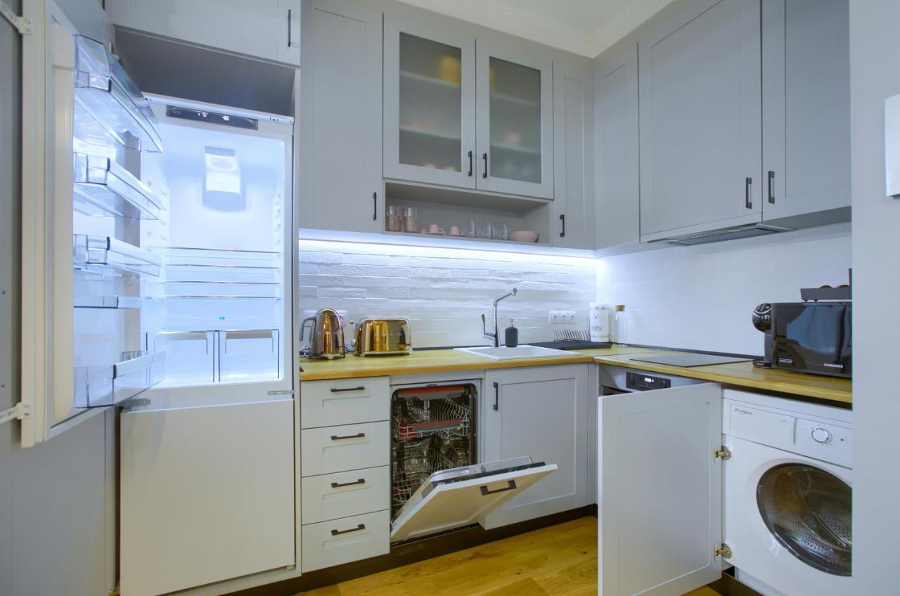 صوفيا Premium Apartments Lovely 2Bd Near The Parliament المظهر الخارجي الصورة